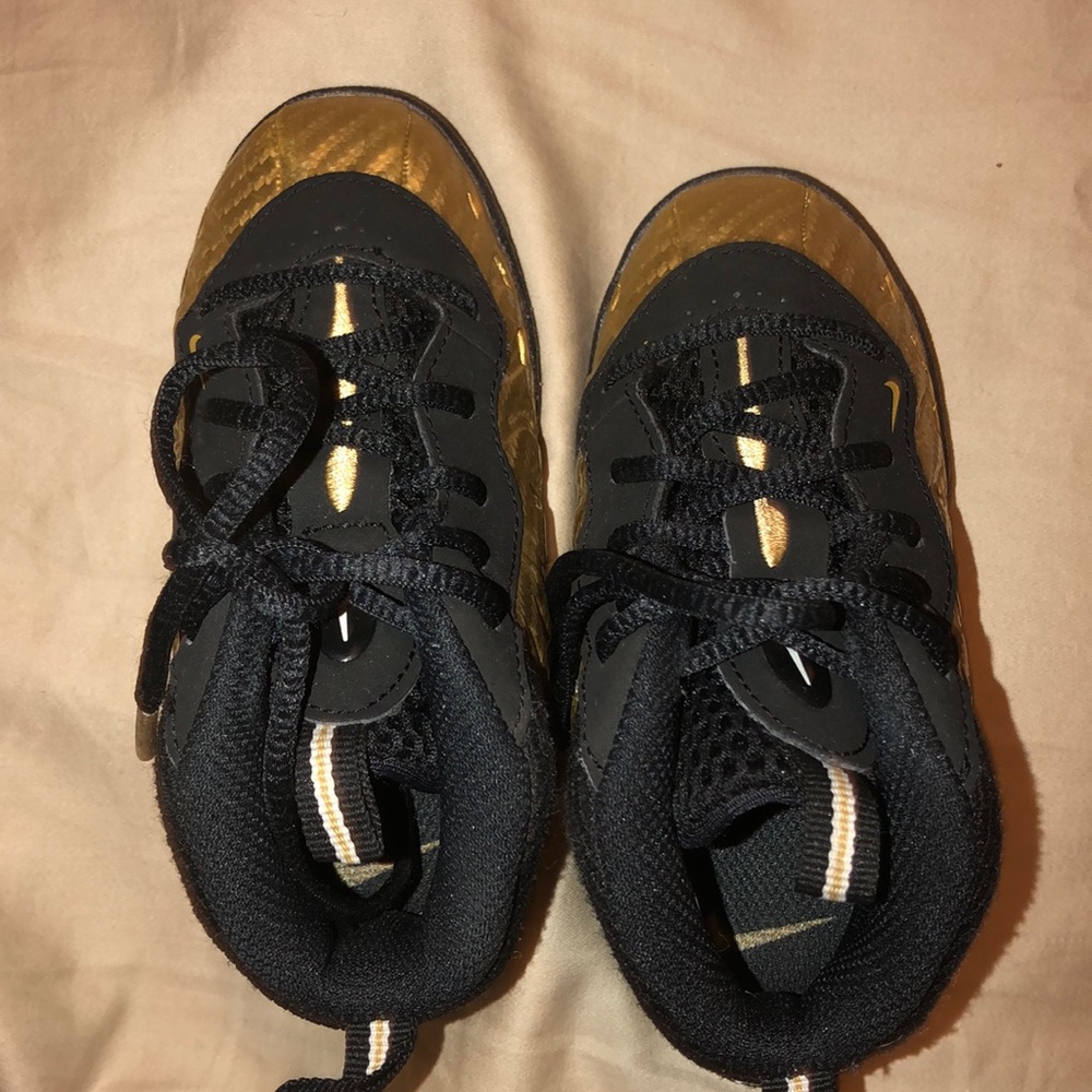 Foam (gold )